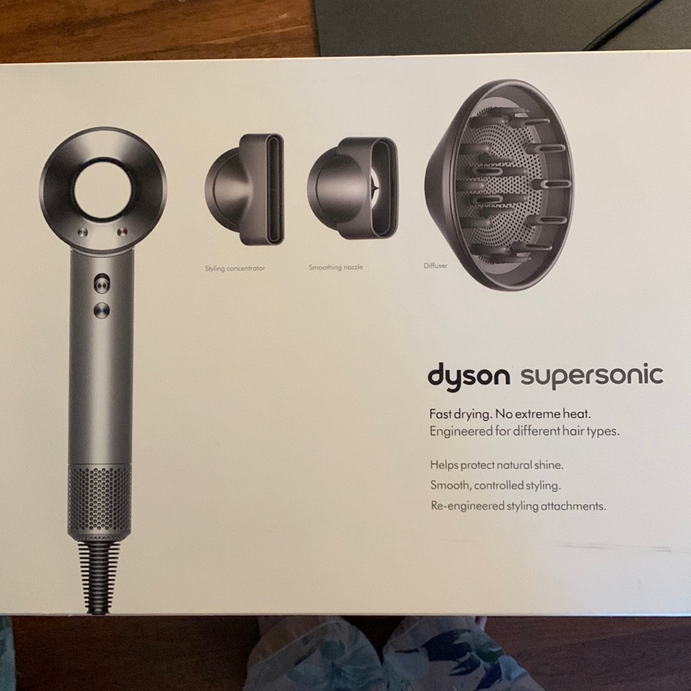 Dyson supersonic hair dryer